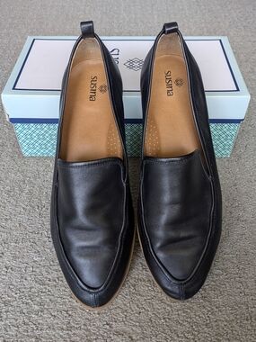 Susina Black Leather Slip-On Loafers